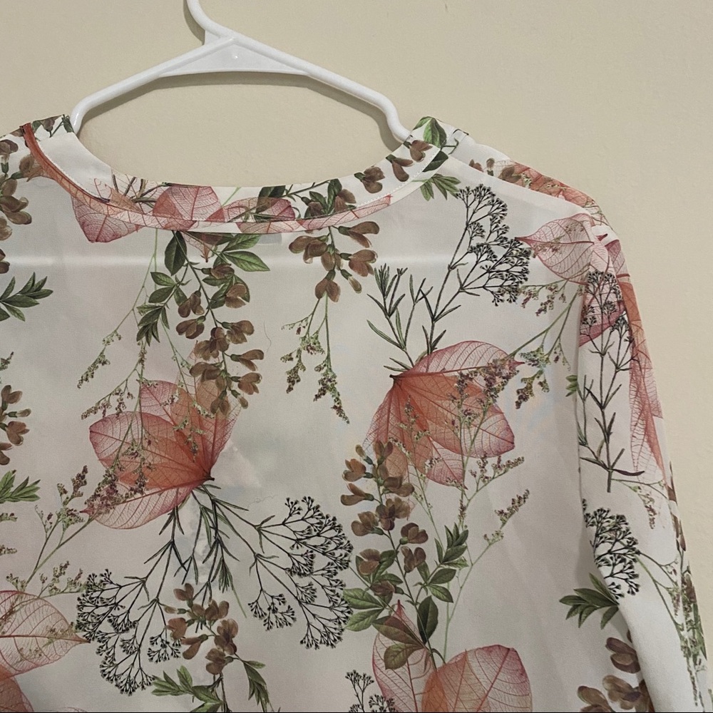 Orvis Women's 100% Silk Floral Button Up Blouse - Picture 11 of 14